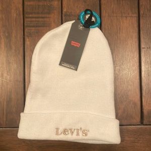 Levi’s beanie NWT, white